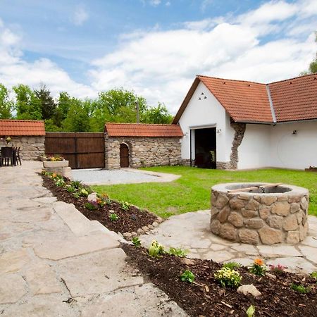 Residence Klazary U Zumberka - Terasove Apartmany Kamenna Bagian luar foto