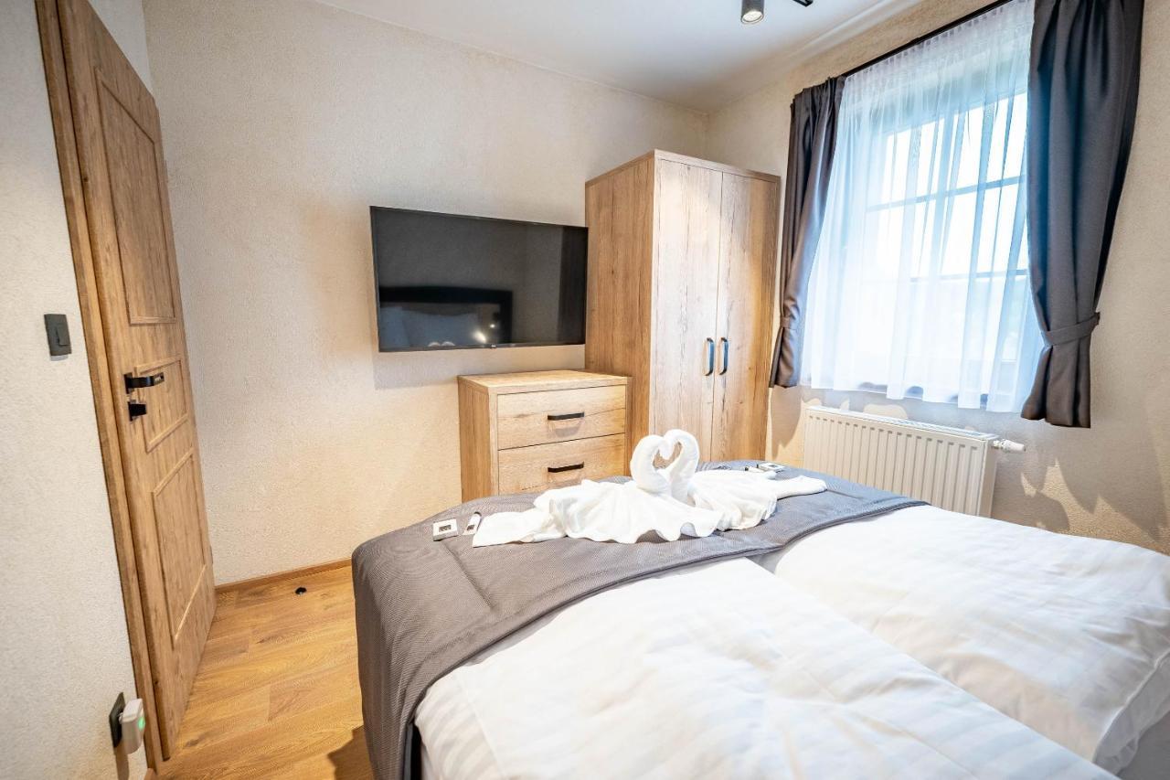 Residence Klazary U Zumberka - Terasove Apartmany Kamenna Bagian luar foto