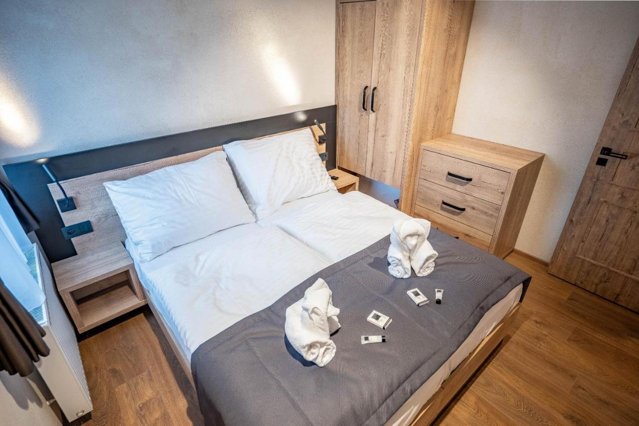 Residence Klazary U Zumberka - Terasove Apartmany Kamenna Bagian luar foto