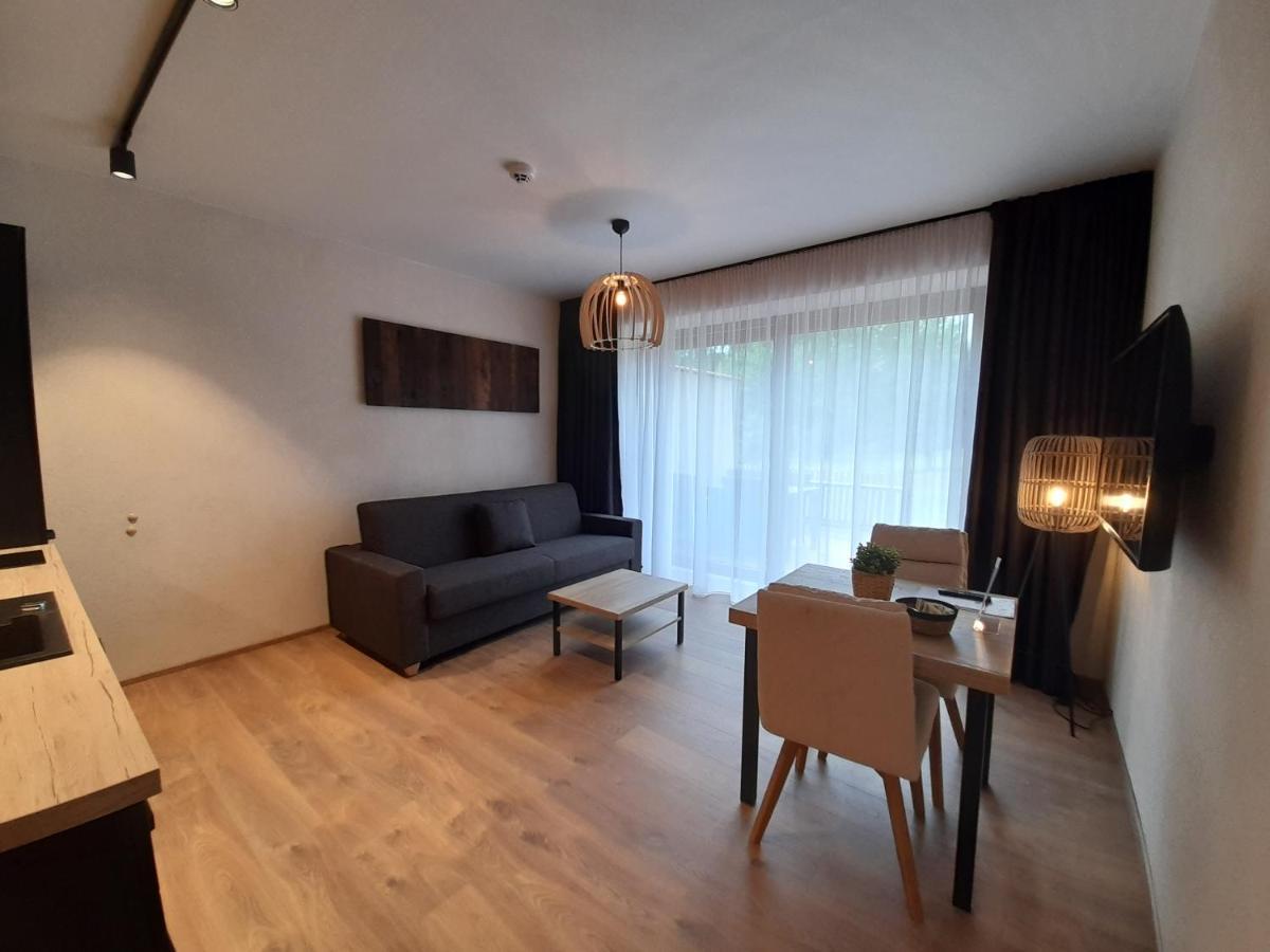 Residence Klazary U Zumberka - Terasove Apartmany Kamenna Bagian luar foto