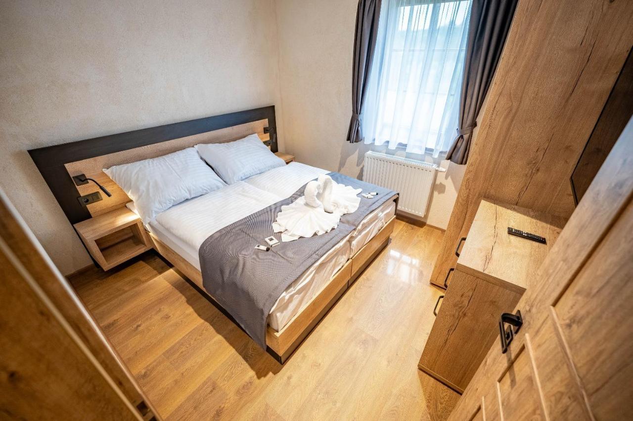 Residence Klazary U Zumberka - Terasove Apartmany Kamenna Bagian luar foto
